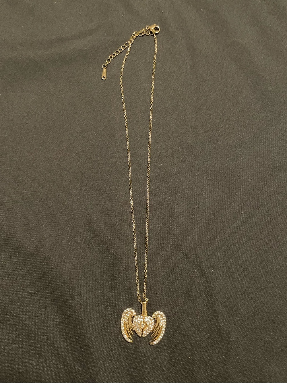 New - 18K gold plated stainless steel necklace